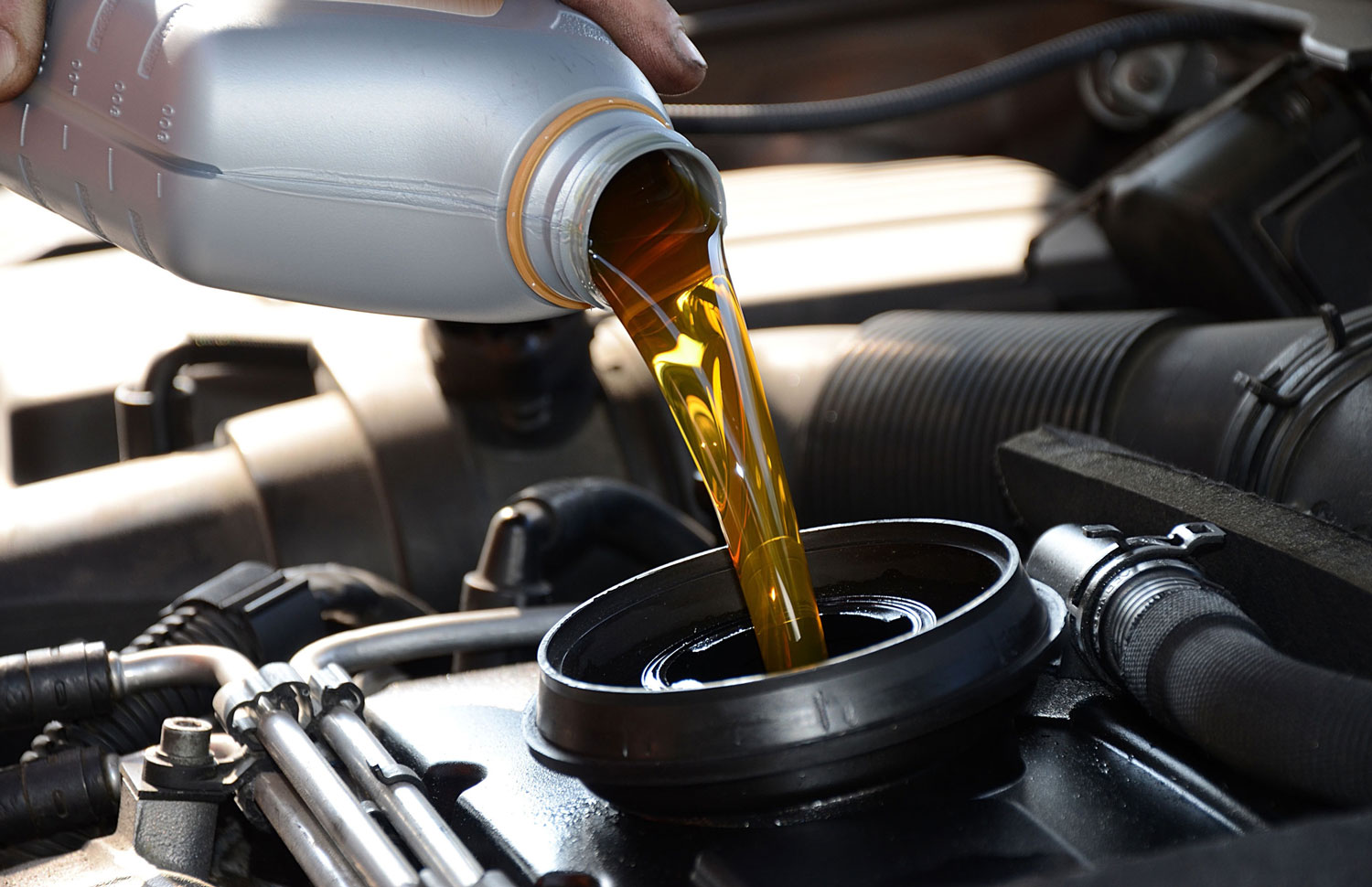 Как проверить качество масла в двигателе: анализ состояния смазки