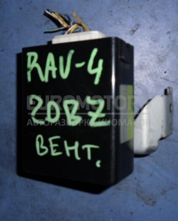 Блок управління вентилятором Toyota Rav 4 2000-2005 8865042130 22002