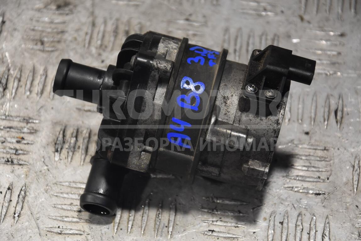 Помпа audi a4 b8