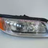 Правая фара Volvo V70 2.0 16V 2007-2016 31353533 it-13734 Бензин - 6