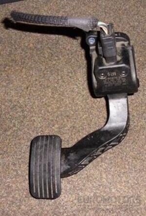 Педаль газа электр Citroen Xsara Picasso 1.6 16V 1999-2010 9653105980 12327