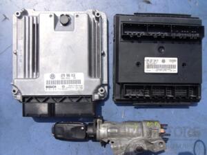 Блок управління двигуном комплект VW Transporter 2.5tdi (T5) 2003-2015 0281010732 15520