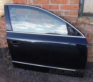Ручка двері зовнішня передня права Skoda Superb 2008-2015 1K8837206A 17970-01