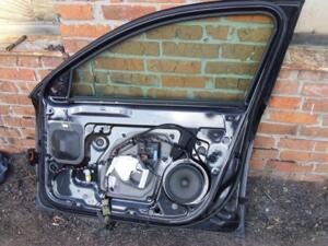 Замок двері передній правий електро Skoda Superb 2008-2015 5N1837016A 17972