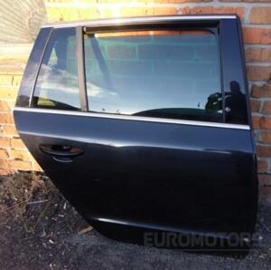 Кнопка стеклоподъемника задняя правая Skoda Superb 2008-2015 17976-03
