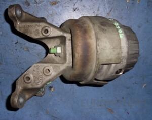 Кронштейн двигателя левый Audi A6 3.2fsi (C6) 2004-2011 4F0199307M 21660
