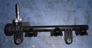 Топливная рейка бензин (без датчика) Toyota Aygo 1 2005-2014 2381400010 22765