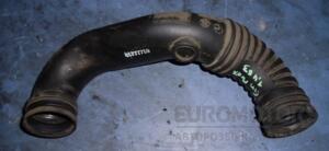 Патрубок воздуха от КВФ к дрос заслон Fiat Grande Punto 1.4 16V 2005 46826960 22779
