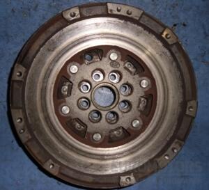 Маховик демпферный Fiat Doblo 1.3Mjet 2000-2009 55203397 23162