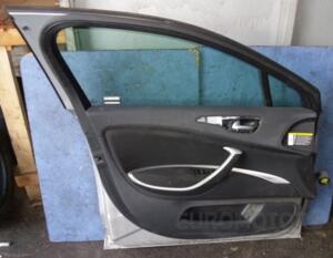 Скло двері переднє праве Citroen C5 2008-2017 23326-03