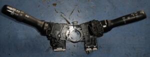 Подрулевой переключатель правый Toyota Aygo 2005-2014 840520H010 24628