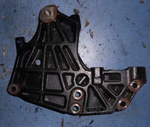 Кронштейн крепления двигателя Nissan Qashqai 2.0dCi 2007-2014 25189