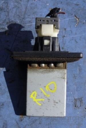 Резистор печки с конд Kia Rio 2000-2005 0K30A61B15 26174