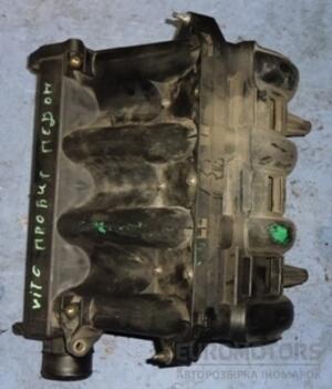 Коллектор впускной пластик (2части) Mercedes Vito 2.2cdi (W638) 1996-2003 A6110900637 26528