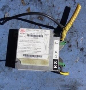 Блок управления Airbag Kia Carens 2002-2006 J4 ok2fd677f0 27902