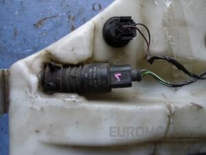 Насос омывателя VW Touareg 2002-2010 30845