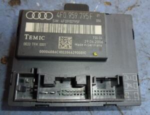 Блок управления двери задний левый электр Audi A6 (C6) 2004-2011 4F0959795F 30958