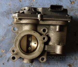 Дроссельная заслонка электр Renault Clio 1.2 16V Turbo (III) 2005-2012 8200578645 32007