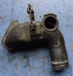 Патрубок воздушного фильтра Honda CR-V 2.0 16V 2007-2012 33370