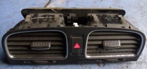 Кнопка аварийки VW Golf (VI) 2008-2013 5K0953509A 33438-01