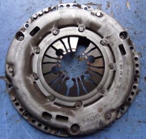 Корзина зчеплення VW Caddy 1.6tdi (III) 2004-2015 038141025D 36329