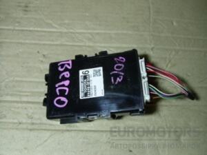 Блок электронный Toyota Verso 2009-2018 896900F060 40279
