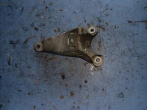 Кронштейн двигуна правий Audi S4 4.2 (B6 quattro) 2003-2005 4Z7199308B 40737
