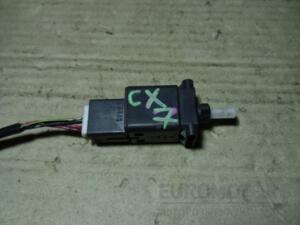 Включатель сигнала тормоза Mazda CX-7 2007-2012 GJ6E983G 41890