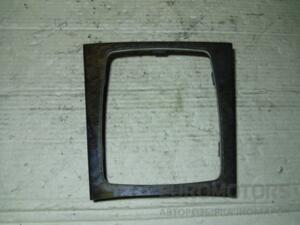 Накладка на кулису КПП Mercedes C-class (W204) 2007-2015 A2046800090 42048