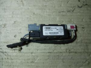 Підсилювач антени Audi TT (8J) 2006-2015 8J8035225 42502