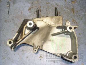 Кронштейн двигателя Hyundai Tucson 2.0crdi 2004-2009 47731