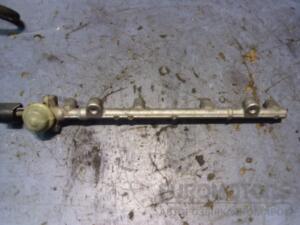 Топливная рейка бензин (без датчика) Toyota Rav 4 2.0 16V 2000-2005 48302
