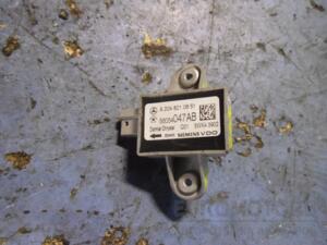 Датчик Airbag Mercedes C-class (W204) 2007-2015 2048210651 51429