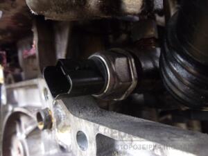 Датчик давления топлива в рейке Citroen Berlingo 1.6hdi 1996-2008 51968