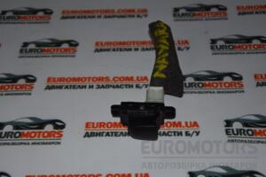 Кнопка склопідіймача Nissan Navara 2015 56317