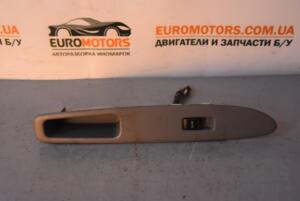 Кнопка склопідіймача Toyota Avensis Verso 2001-2009 8403044020 57712