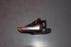 Ручка двері внутрішня ліва хром Toyota Avensis Verso 2001-2009 57719