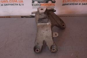 Кронштейн двигуна правий Audi A4 2.0tdi (B8) 2007-2015 8K0199308BR 59640