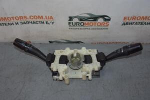 Підрульовий перемикач правий Kia Carens 2002-2006 62177-01
