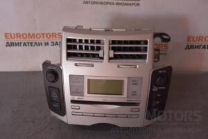 Магнітола Toyota Yaris 2006-2011 861200D210 63021