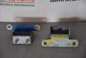 Петля кришки багажника Kia Sportage 2004-2010 63260