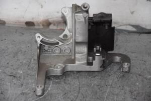 Кронштейн помпи Volvo V50 1.6 D2 2004-2012 AV6Q9B470BB 65372