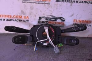 Подрулевой переключатель магнитолы правый Citroen Xsara Picasso 1999-2010 9641796480 70393-01