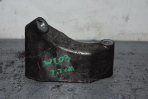 Кронштейн кондиціонера Mercedes C-class 2.2cdi (W203) 2000-2007 A6112340239 74923