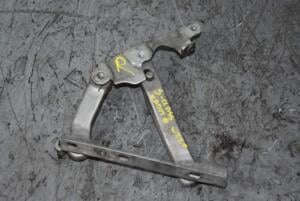 Петля капота правая Mercedes S-class (W220) 1998-2005 A2208800228 81392