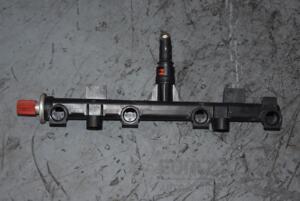 Топливная рейка бензин (без датчика) Fiat Grande Punto 1.4 T-Jet 16V Turbo 2005 0280151210 82052