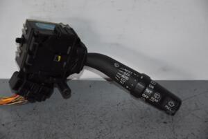 Подрулевой переключатель правый лифтбэк универсал Toyota Corolla Verso 2004-2009 8465205150 82734
