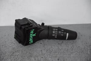 Підрульовий перемикач правий Nissan Primera (P12) 2002-2007 25560AV615 82846