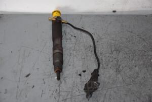 Форсунка дизельная управляемая (центральная) VW Polo 1.9sdi 1994-1999 0432193735 83076