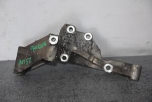 Кронштейн компресора концідіонера Kia Sorento 2.5crdi 2002-2009 83179